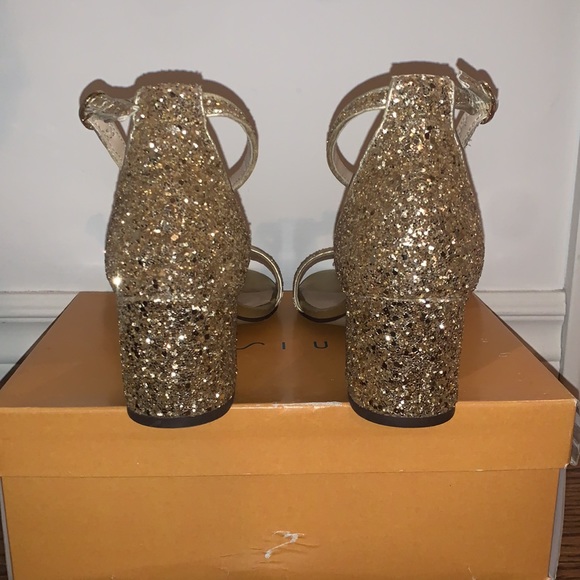 Unisa gold sparkly high heels - Picture 3 of 6